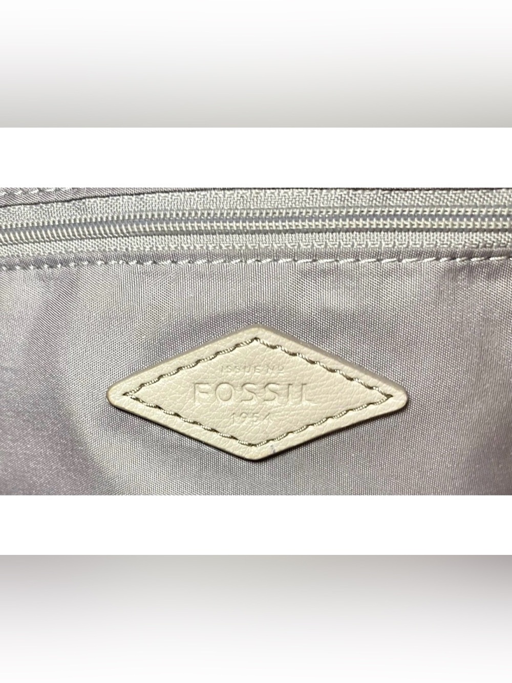 Fossil Skylar Leather Satchel Perforated Crossbody Handbag Light Taupe/Cream - Picture 4 of 5